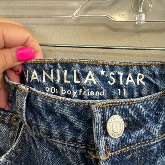NWT Vanilla Star 90's Boyfriend Super Hi Rise Distressed Straight Jeans. Size 11 - Picture 6 of 7
